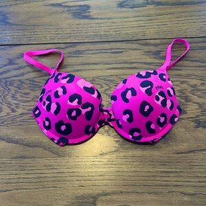 Pink VS push-up Bra
